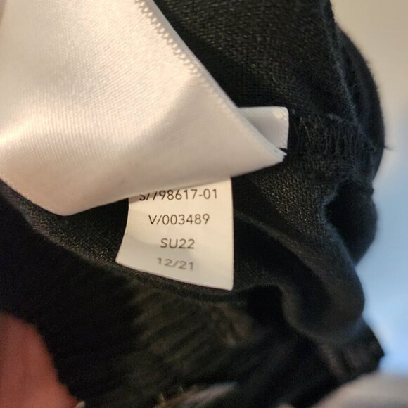 Athleta Women's Size 12 Playa Linen Pull On Bermuda Shorts Pleated Black 9 Inch - Picture 6 of 7